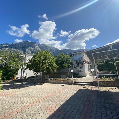 Apartmani Mare Baška Voda Kültér fotó