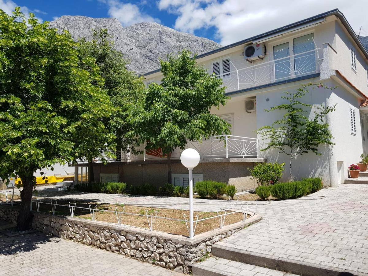 Apartmani Mare Baška Voda Kültér fotó